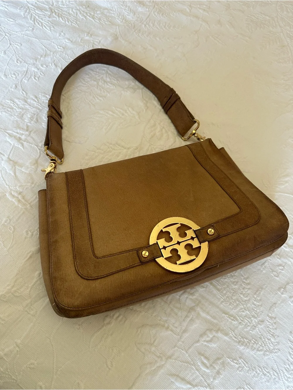 Tory Burch Tan Distressed Leather Shoulder Bag with Gold Logo Medallion